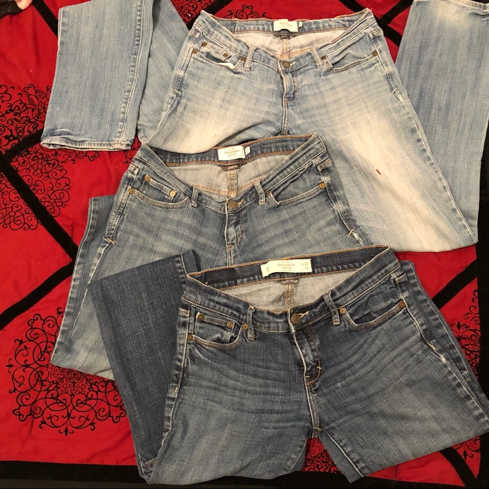A&F Erin size 2 R jeans LOT